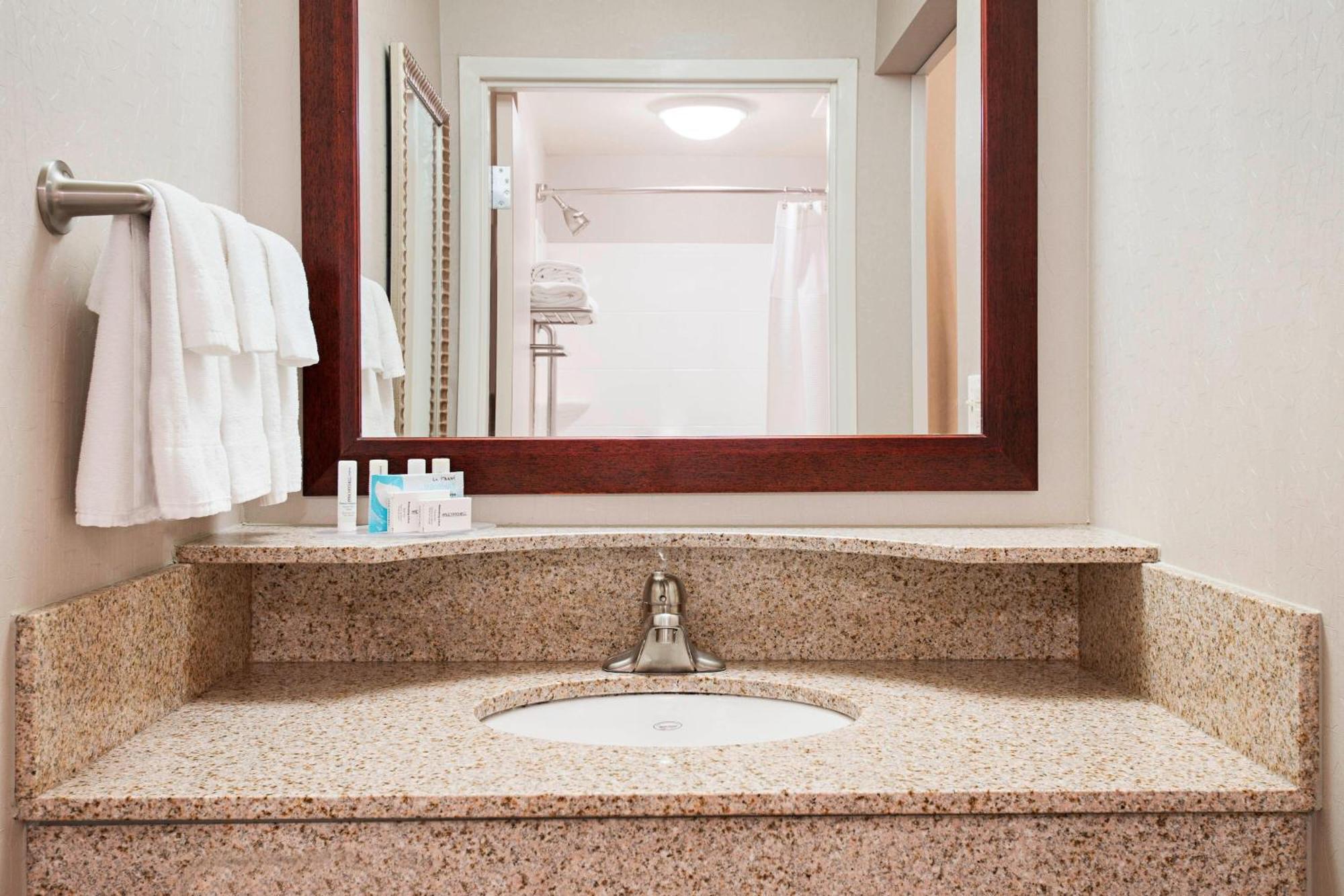 Springhill Suites By Marriott Wheeling Triadelphia Area Exteriér fotografie